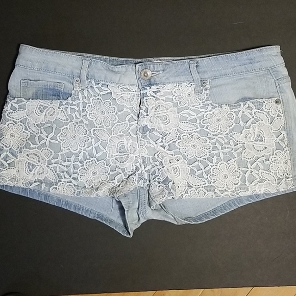 Aeropostale lace shorts - Picture 3 of 6